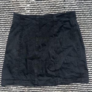 PacSun Kendall and Kylie Black mini skirt